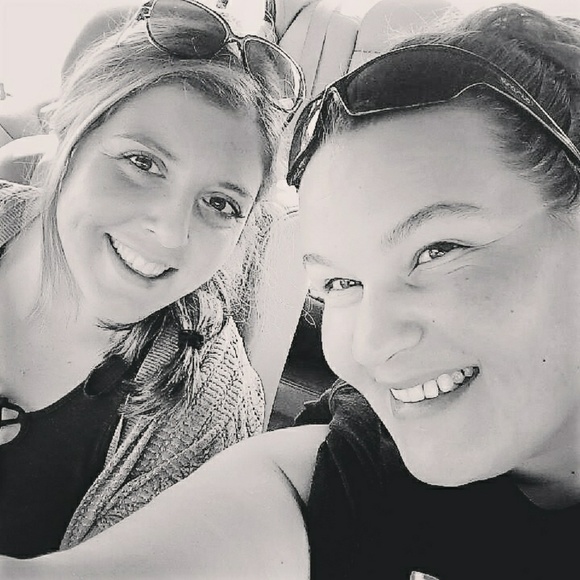 Meet your Posher, Jamie✌❤😊 - Picture 8 of 8